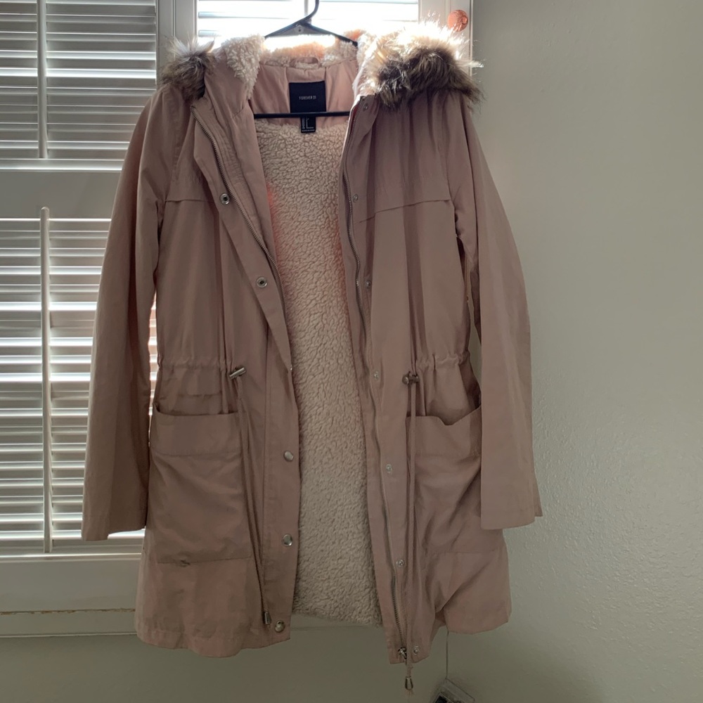 Faux fur hooded jacket✨